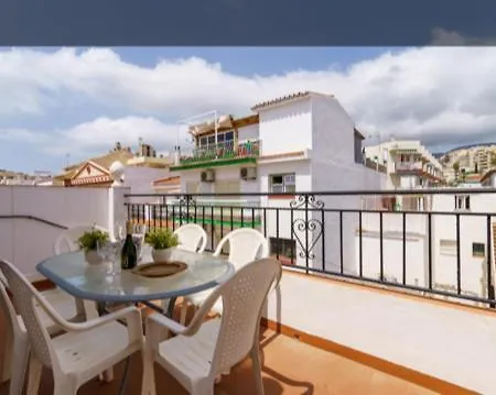 Apartamento Carihuela Primera Linea Playa Торремолінос